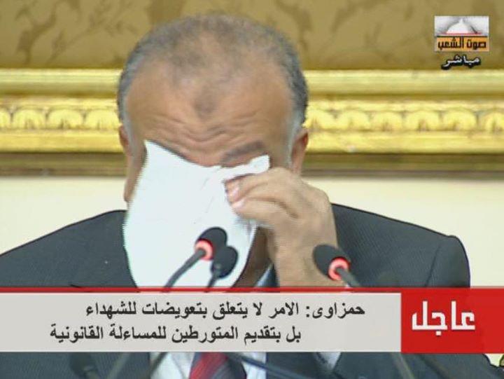 كلمة أكرم الشاعر التي أبكت